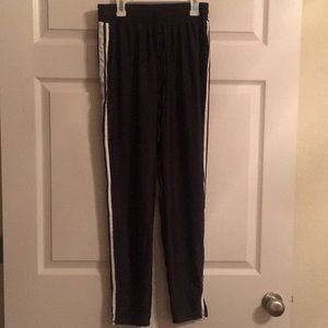 American Eagle joggers